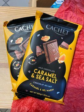 Шоколад Cachet Milk Chocolate Caramel & Sea Salt 300 г 00261 фото