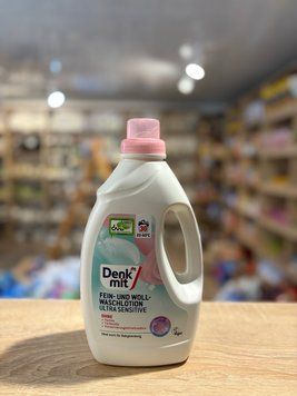 Гель для стирки Denkmit Fein- und Wollwaschlotion Ultra Sensitive для деликатных и шерстяных вещей, 1.5 л (30 стирок) 00178 фото